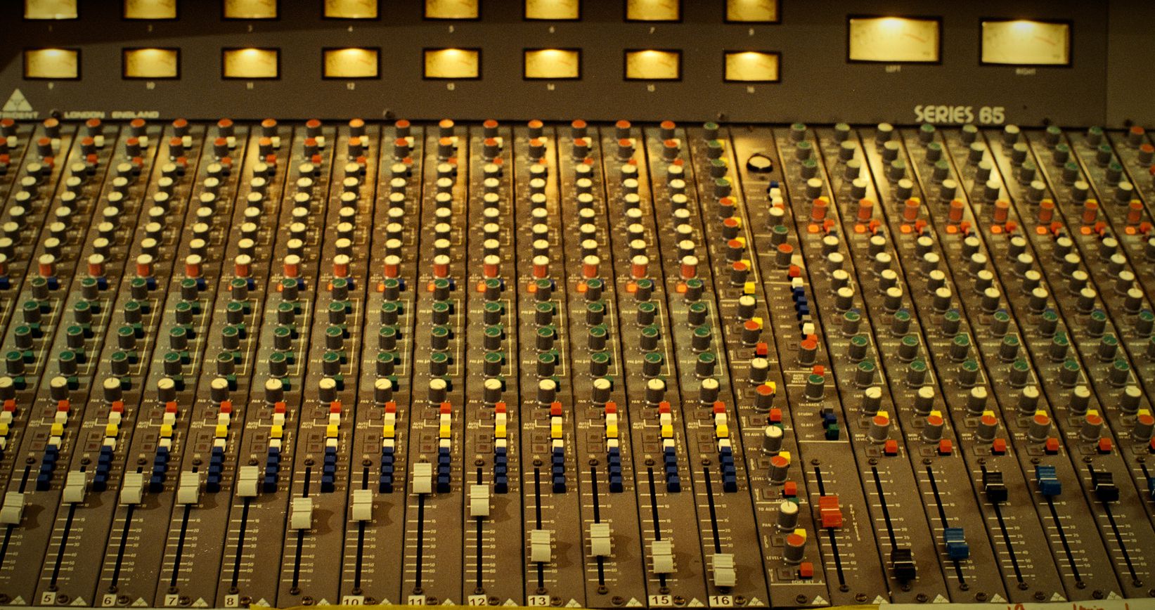 Studio Impression 020